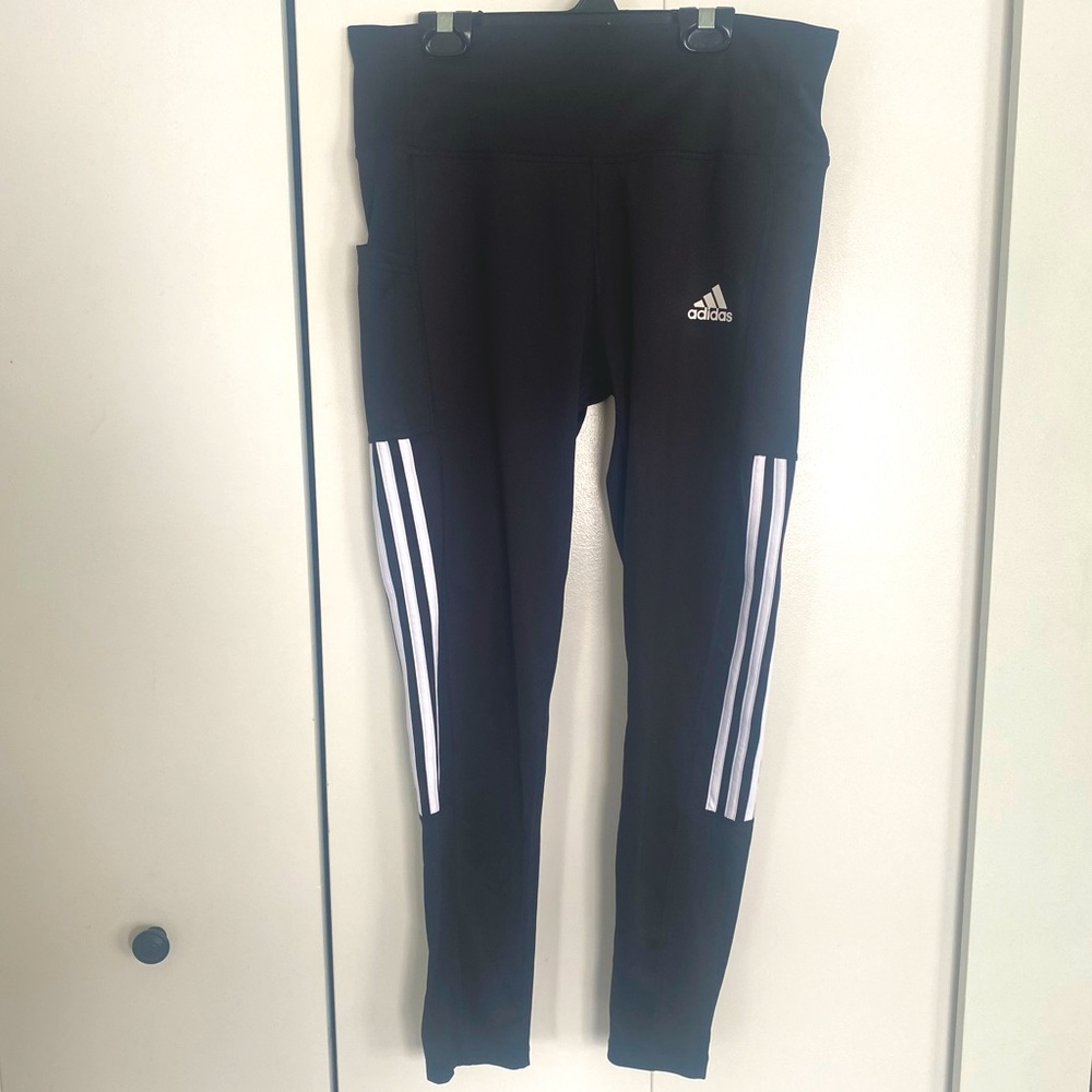 NWOT Women’s Adidas Slim Fit Black 3 Stripe Track Pants Size Large - AEROREADY